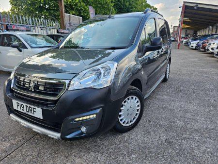 PEUGEOT